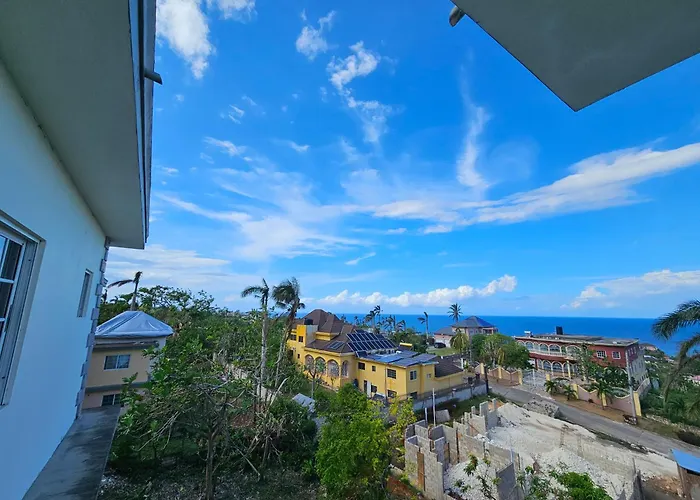 Quiet Escape At Unity Hall Guest house Montego Bay
