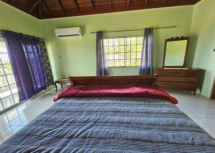 Quiet Escape At Unity Hall Montego Bay