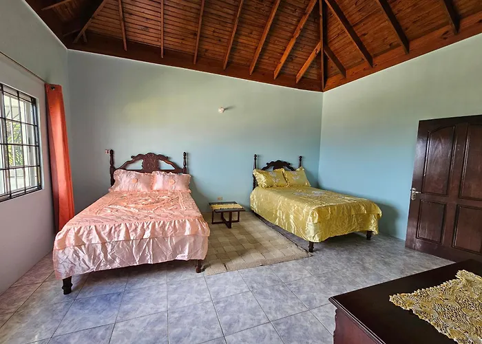 Guest house Quiet Escape At Unity Hall *